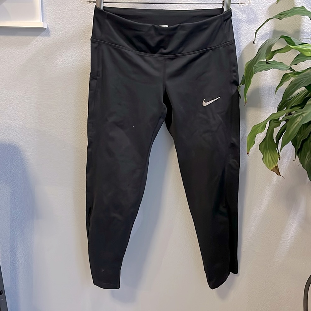 Nike capri leggings